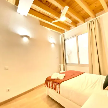 Top-notch Downtown House With Private Rooftop Terrace And Parking Opt Villa