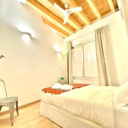 Top-notch Downtown House With Private Rooftop Terrace And Parking Opt Villa *