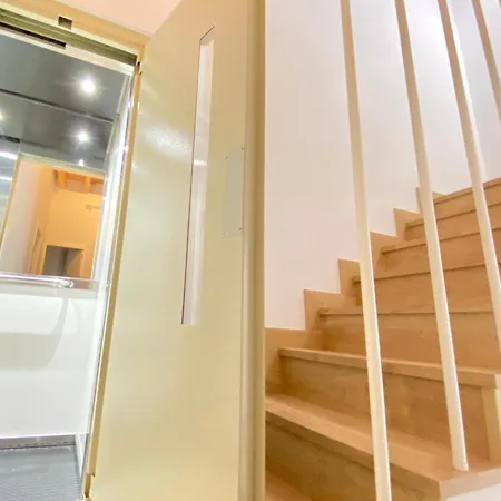 Villa Top-notch Downtown House With Private Rooftop Terrace And Parking Opt Sevilla